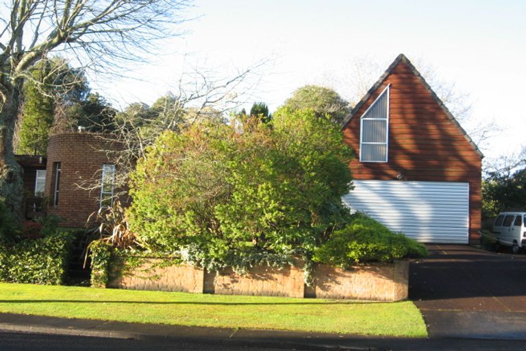 Photo of property in 7 Scenic Drive, Hillpark, Auckland, 2102