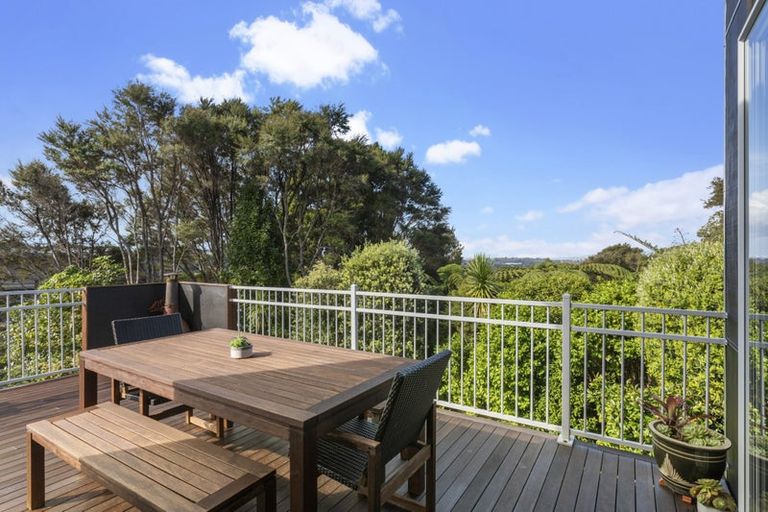 Photo of property in 9 Bendalls Lane, Oratia, Auckland, 0604