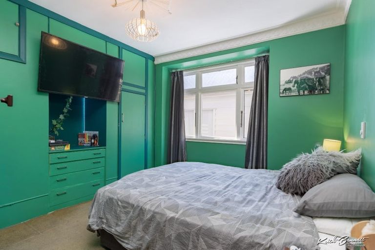 Photo of property in 12 Seddon Street, Wallaceville, Upper Hutt, 5018