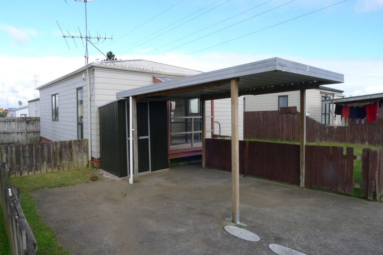 Photo of property in 37 Solveig Place, Randwick Park, Auckland, 2105