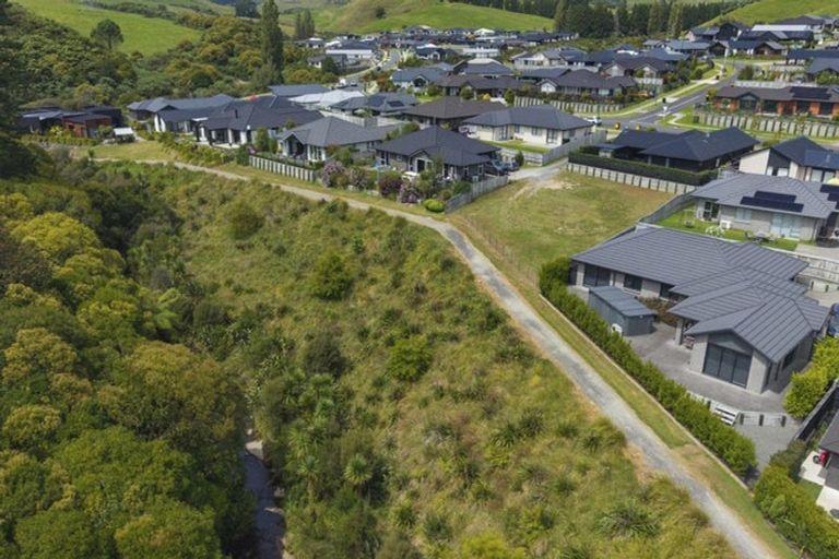Photo of property in 105 Adler Drive, Ohauiti, Tauranga, 3112
