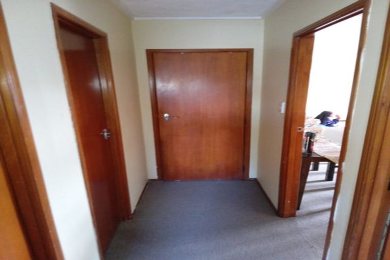 Photo of property in 2/4 Idlewild Avenue, Mangere, Auckland, 2022