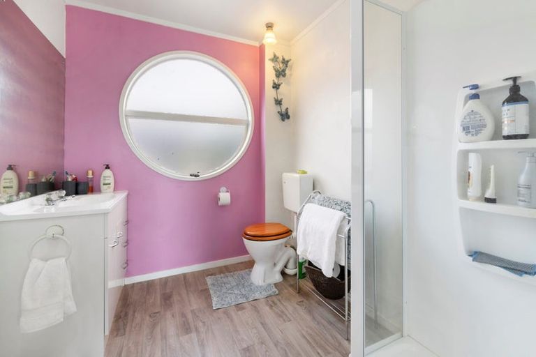 Photo of property in 17a Balgowan Terrace, Conifer Grove, Takanini, 2112