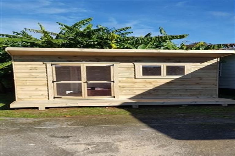 Photo of property in 18 Mcshane Street, Pukekohe, 2120