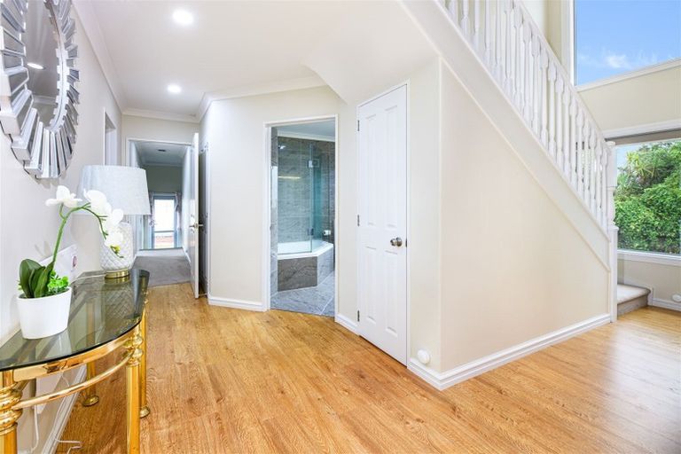 Photo of property in 44 Coventry Way, Long Bay, Auckland, 0630