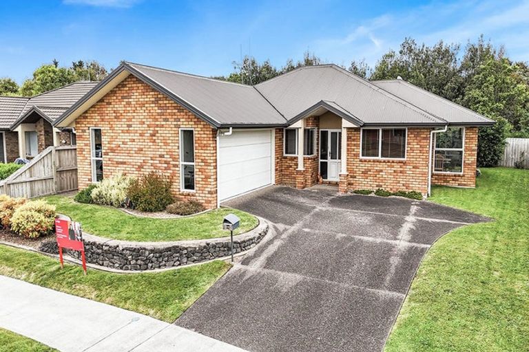 Photo of property in 24 Mickelson Avenue, Rototuna, Hamilton, 3210