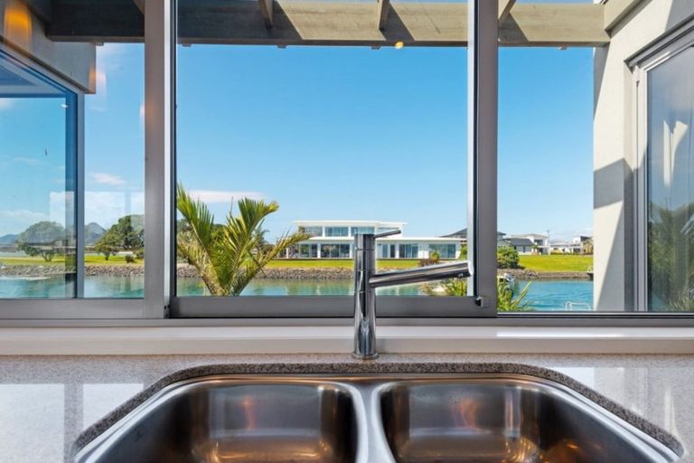 Photo of property in 45 One Tree Point Road, One Tree Point, 0118