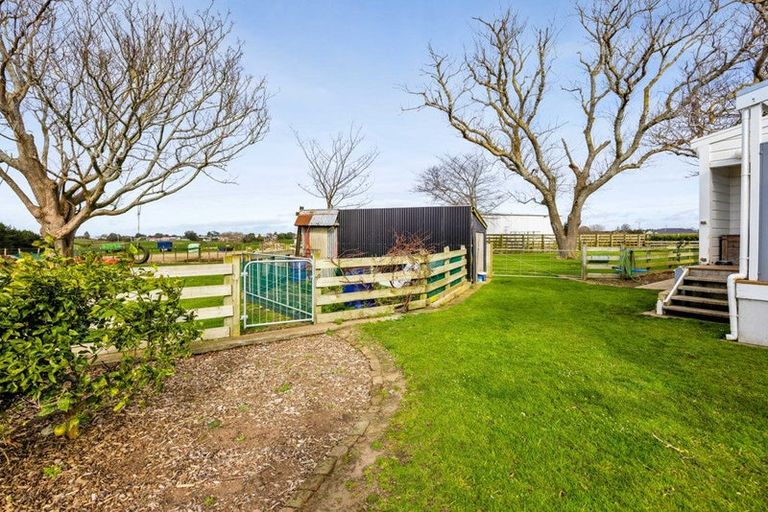 Photo of property in 76 Turuturu Road, Hawera, 4674
