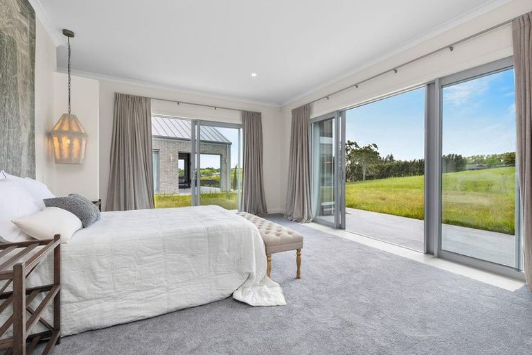 Photo of property in 4 Myra Evelyn Grove, Dairy Flat, Albany, 0792