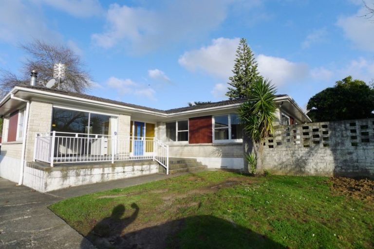Photo of property in 1 Iorangi Place, Hillpark, Auckland, 2102