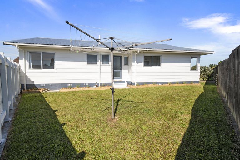 Photo of property in 35 Jupiter Street, Milson, Palmerston North, 4414