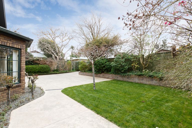 Photo of property in 20a Manson Street, Terrace End, Palmerston North, 4410