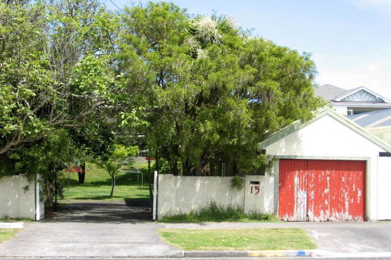 Photo of property in 15 College Street, College Estate, Whanganui, 4500