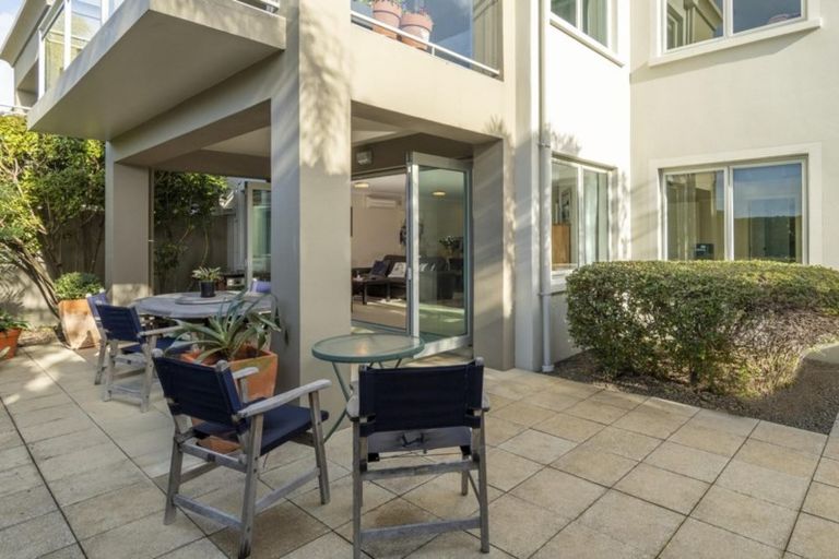 Photo of property in 7/235 Devonport Road, Tauranga, 3110