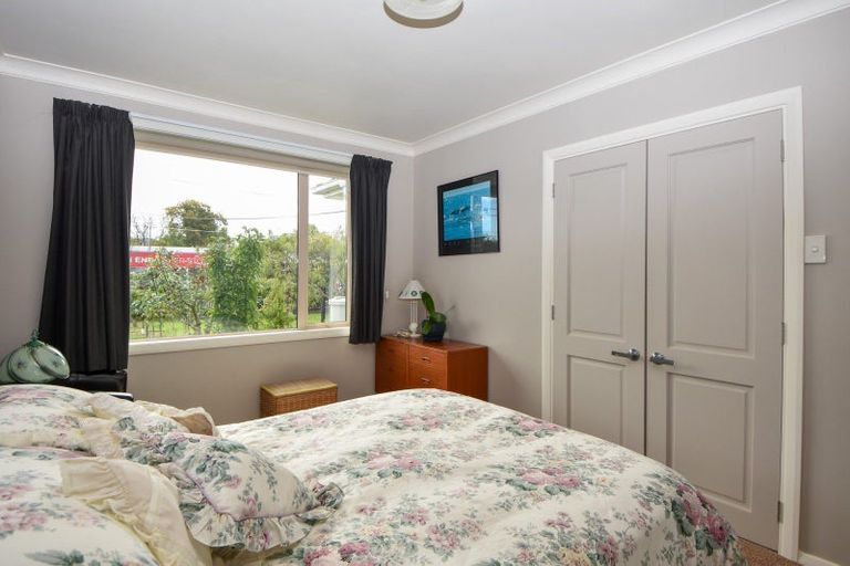 Photo of property in 240 High Street North, Carterton, 5713