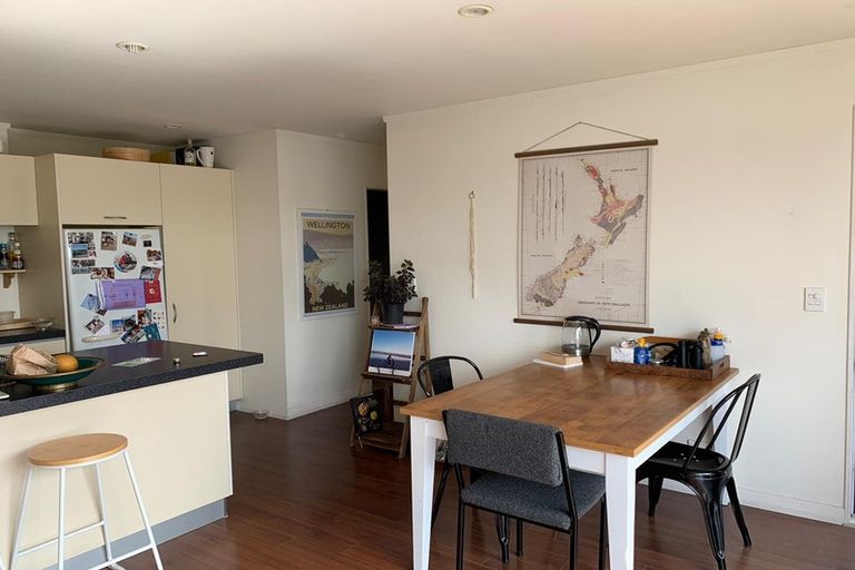 Photo of property in 53a View Road, Henderson, Auckland, 0612