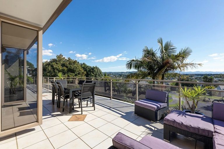Photo of property in 1 Ladera Mews, Bethlehem, Tauranga, 3110
