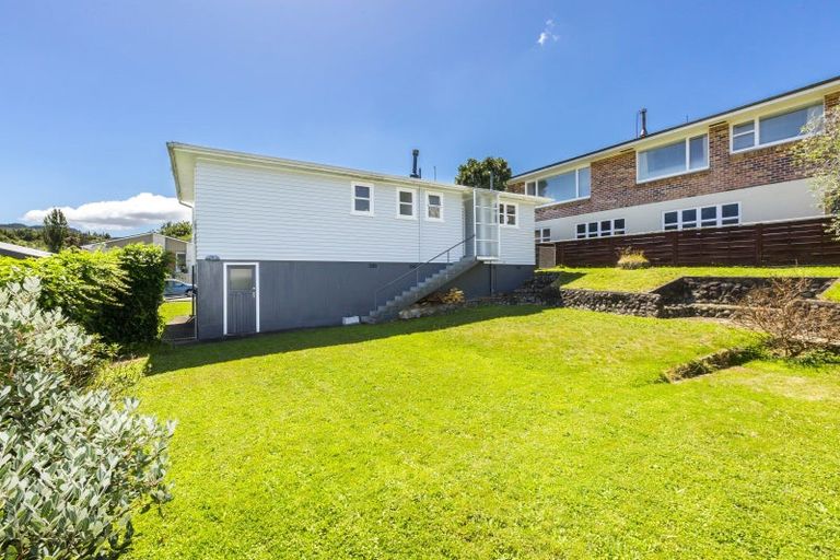 Photo of property in 4 Kukupa Grove, Heretaunga, Upper Hutt, 5018