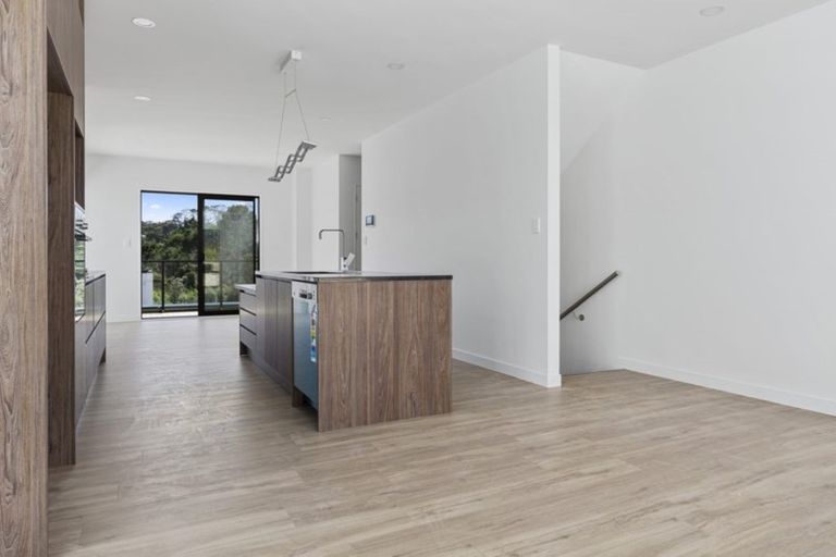 Photo of property in 9 Waka Street, Albany Heights, Auckland, 0632
