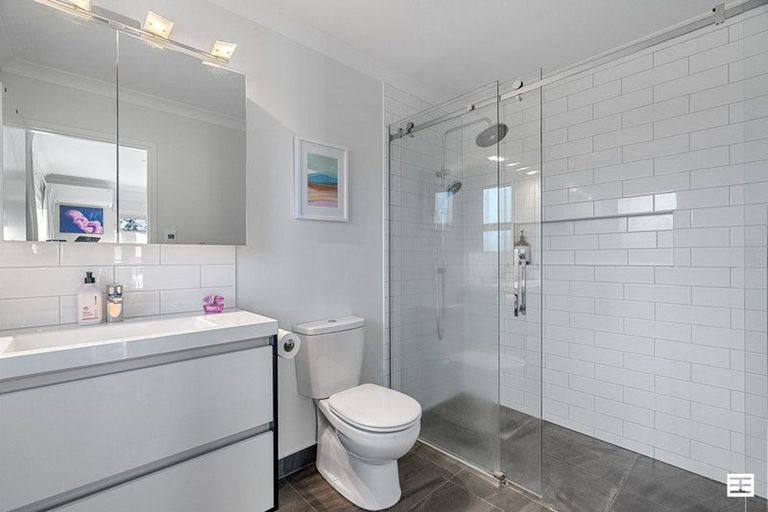 Photo of property in 36 Karaka Road, Otumoetai, Tauranga, 3110