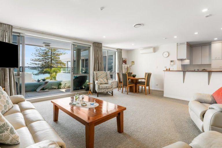 Photo of property in Anchorage Apartments, 408/36 Victoria Road, Mount Maunganui, 3116