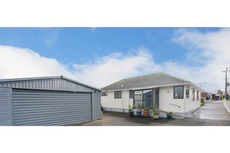 Photo of property in 8 Percival Street, Manurewa, Auckland, 2102