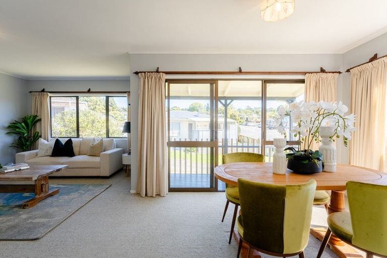 Photo of property in 71 Moore Street, Hillcrest, Auckland, 0627