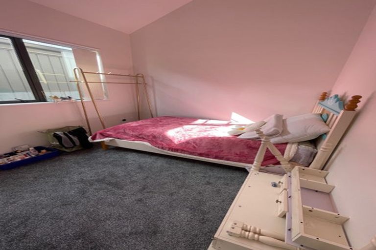 Photo of property in 57 Biokovo Street, Massey, Auckland, 0614