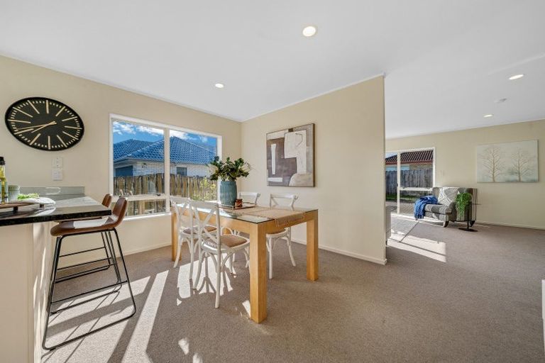 Photo of property in 1/15 Tolben Place, Golflands, Auckland, 2013