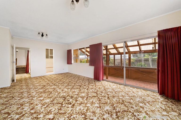 Photo of property in 14 Haumia Street, Johnsonville, Wellington, 6037