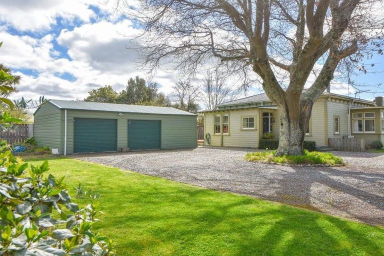 Photo of property in 62 Kent Street, Carterton, 5713