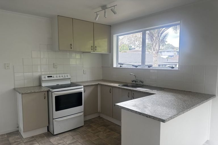 Photo of property in 2/38 Borich Road, Sunnyvale, Auckland, 0612