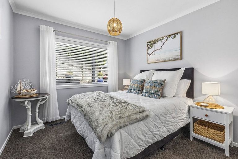 Photo of property in 148 Endeavour Drive, Whitby, Porirua, 5024