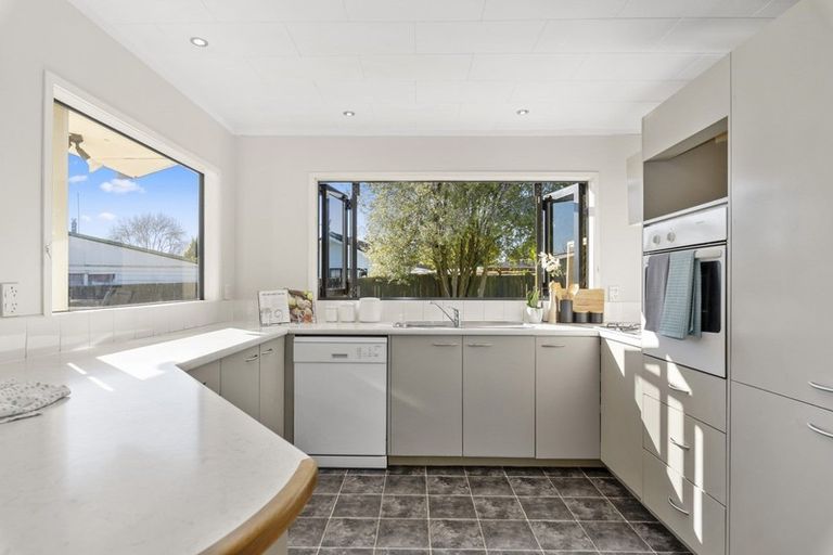 Photo of property in 23 Tennyson Drive, Owhata, Rotorua, 3010