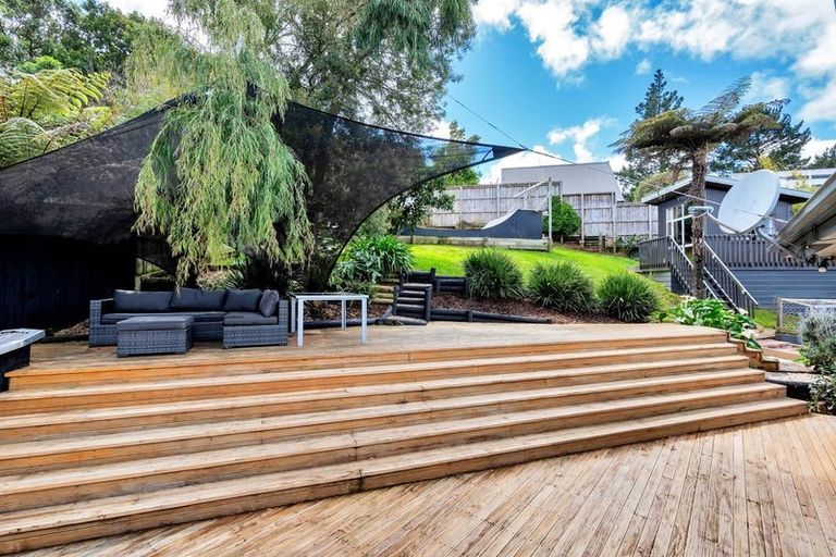 Photo of property in 28 Cranston Street, Torbay, Auckland, 0632