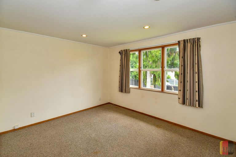 Photo of property in 12 Goodwin Drive, Rosehill, Papakura, 2113