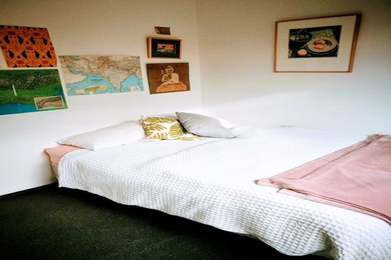 Photo of property in 1 Lovat Street, Havelock North, 4130