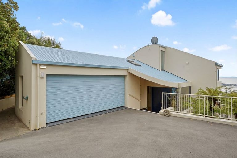 Photo of property in 3 Gardenhill Lane, Redcliffs, Christchurch, 8081