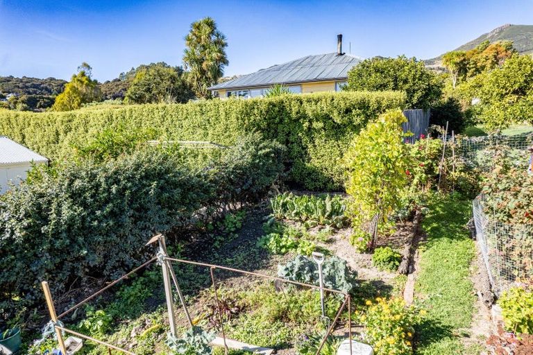 Photo of property in 19 Muter Street, Akaroa, 7520