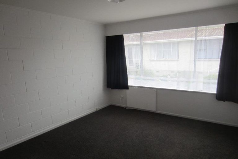 Photo of property in 4 Jillett Street, Titahi Bay, Porirua, 5022