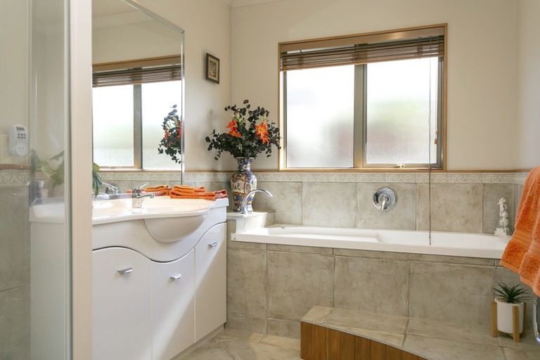 Photo of property in 1 Scott Drive, Nukuhau, Taupo, 3330