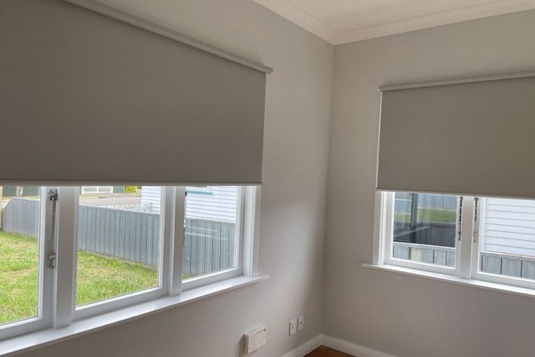 Photo of property in 74 Queenwood Road, Levin, 5510