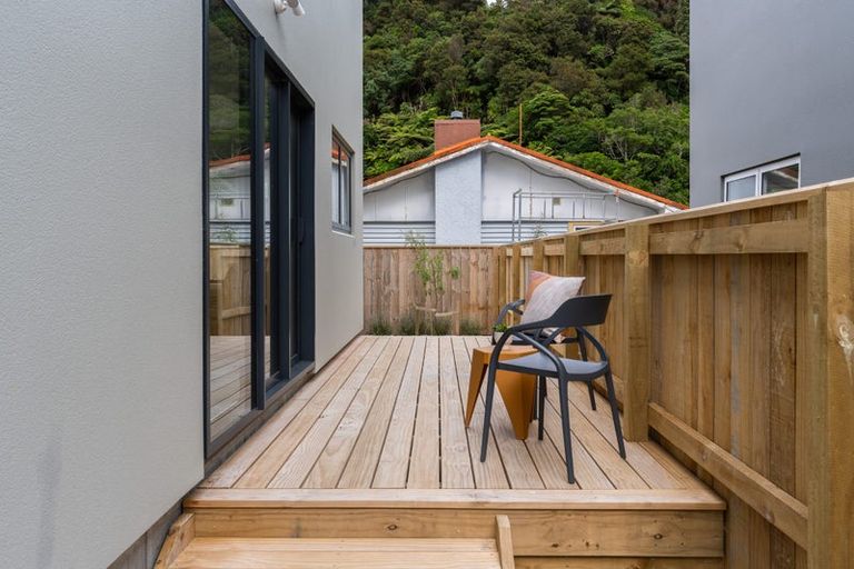 Photo of property in 20b Korau Grove, Stokes Valley, Lower Hutt, 5019