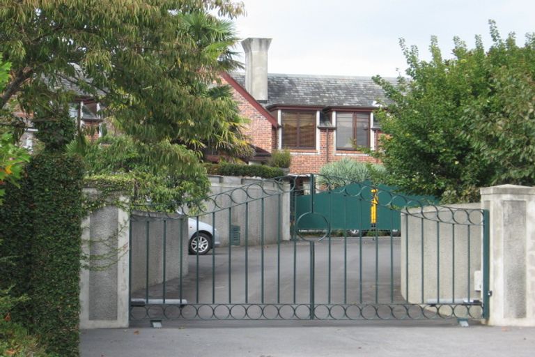 Photo of property in 79 Shore Road, Remuera, Auckland, 1050