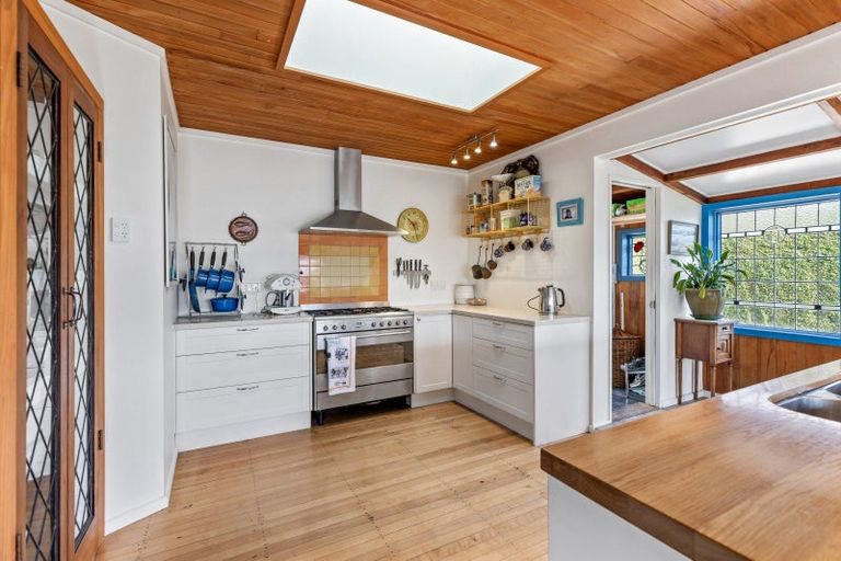 Photo of property in 124 Marine Drive, Diamond Harbour, Lyttelton, 8971