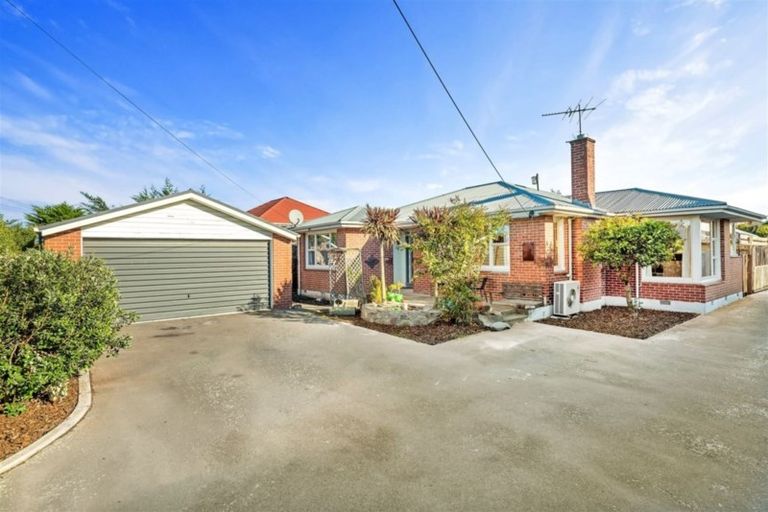 Photo of property in 9 Finsbury Street, Islington, Christchurch, 8042