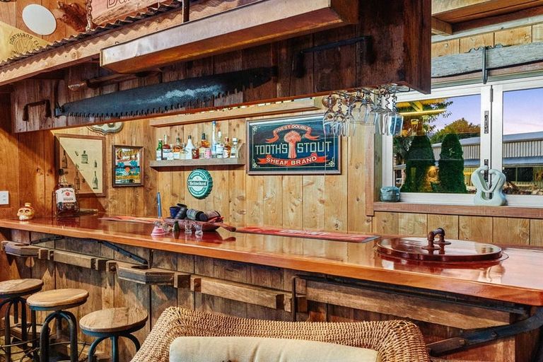 Photo of property in 632 Kara Road, Kokopu, Whangarei, 0179