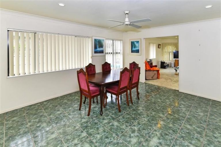 Photo of property in 71 Glenross Drive, Wattle Downs, Auckland, 2103