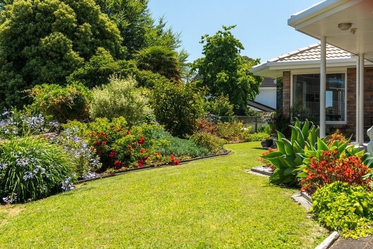 Photo of property in 62a Oxford Street, Tawa, Wellington, 5028