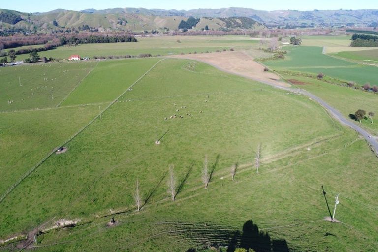 Photo of property in 671 Cornwall Road, East Taratahi, Carterton, 5887